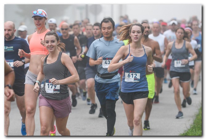 2018 little miami half marathon photos