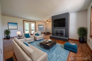 The before and after photos of real estate virtual staging